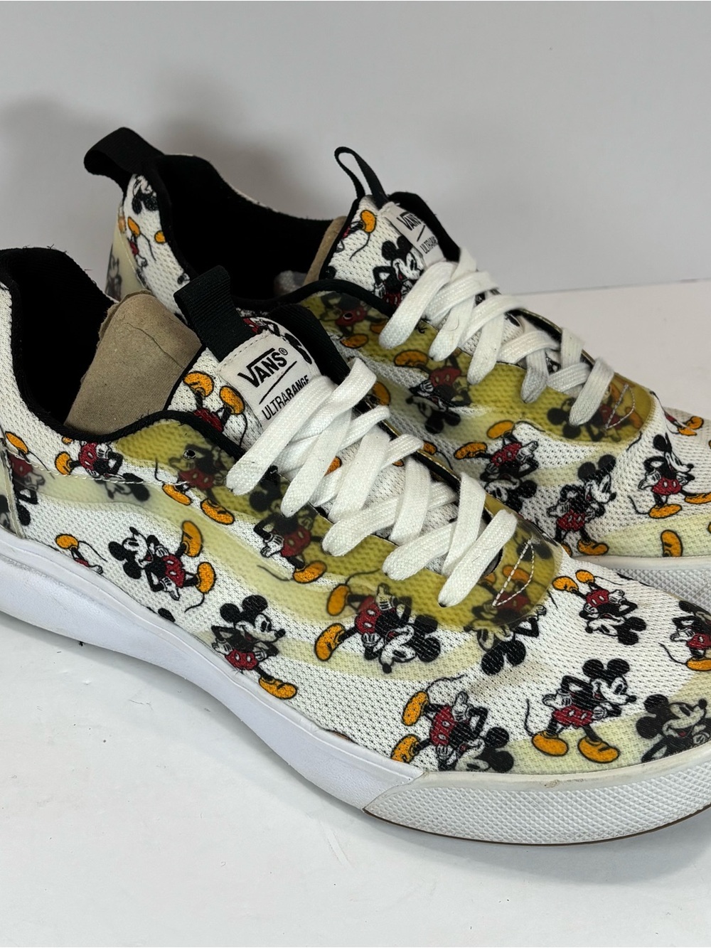 Vans Ultra Range Disney 90th Mickey Mouse Sneakers Mens 12/Women's 13.5 EUC - Picture 2 of 9